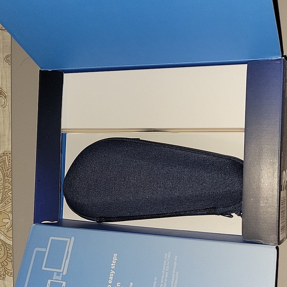 Philips norelco shaver 5000x series - Picture 2 of 4